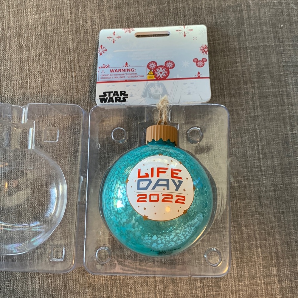 Disney Star Wars Life Day 2022 light up ornament